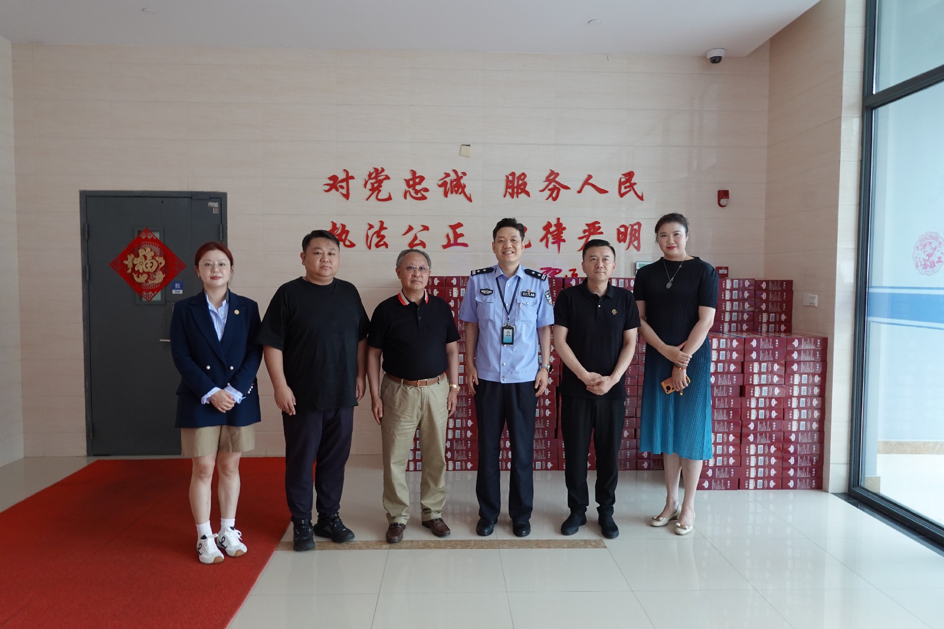 慰問上海市虹口區(qū)看守所、拘留所.jpg
